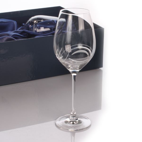 Personalised Swarovski Crystal Wine Glasses The Gift Experience