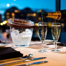 Dining on the Thames