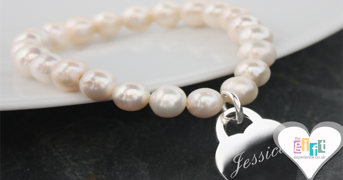 Freshwater Pearl Bracelet With Engraved Silver Plated Heart Freshwater Pearl Bracelet With Engraved Silver Plated Heart