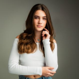 Teen Makeover Photoshoot Product Image
