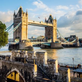 Historic Photography Tour of London for Two Product Image