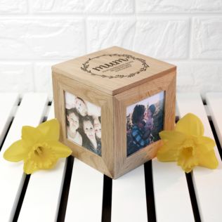 Engraved Wreath Mother’s Day Oak Photo Cube Product Image