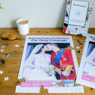 400 Piece Telegraph Front Page Newspaper Puzzle Product Image
