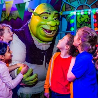 Family Entrance to Shrek's Adventure! London & Lunch at Las Iguanas Product Image