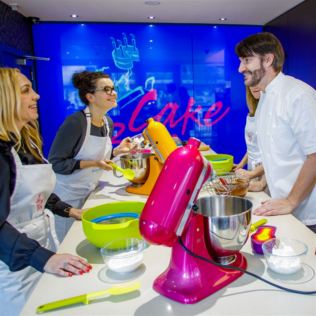 Mini Chocolate Class with Champagne Afternoon tea for two at Cake Boy Product Image