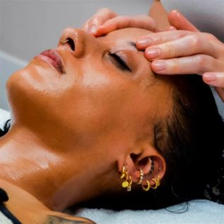 Bespoke Facial in London Product Image