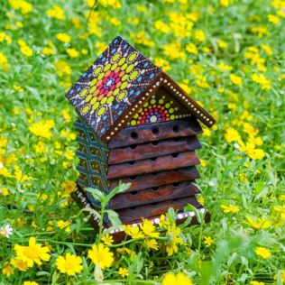 Artisan Bee Hotel Product Image