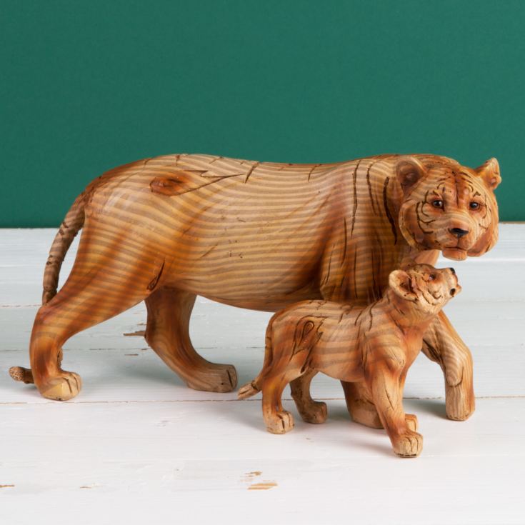 Naturecraft Wood Effect Resin Figurine - Tiger & Cub product image