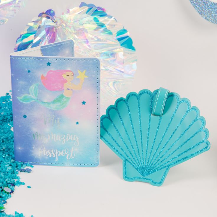 Shell Shaped Luggage Tag & Passport Set product image