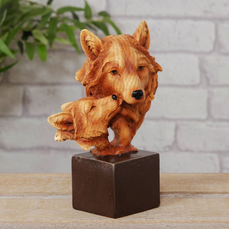Naturecraft Wood Effect Resin Figurine - Wolves product image