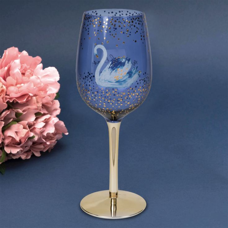 Marvellous Mum Wine Glass product image