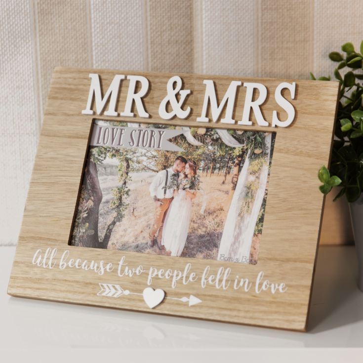 Love Story Photo Frame Mr & Mrs 7" x 5" product image