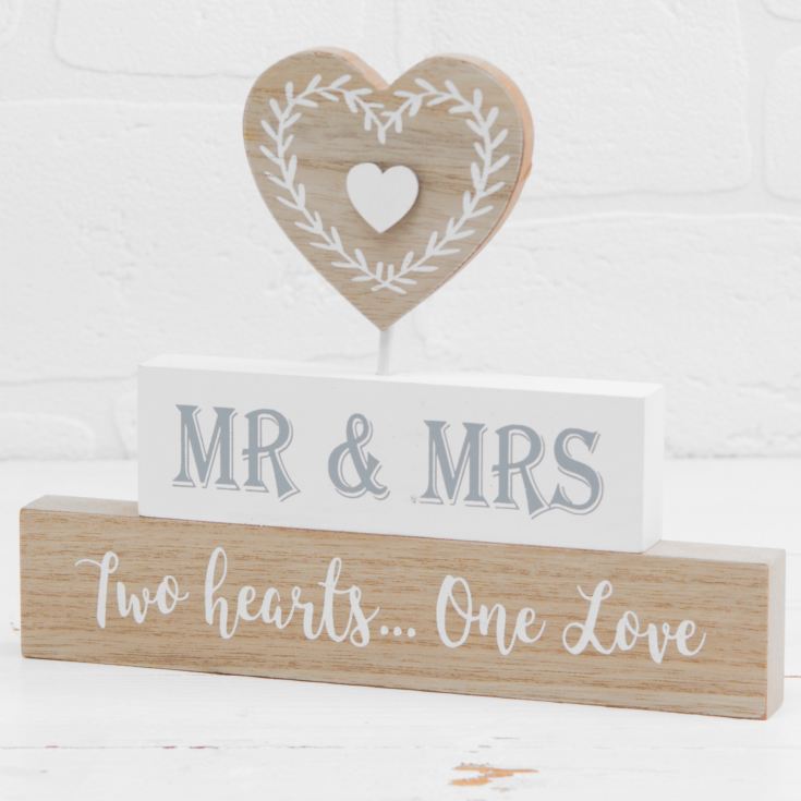 Love Story Mantel Blocks Mr & Mrs 2 Hearts product image