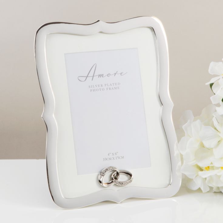 Amore Silverplated Scallop Frame with Rings 4" x 6" product image