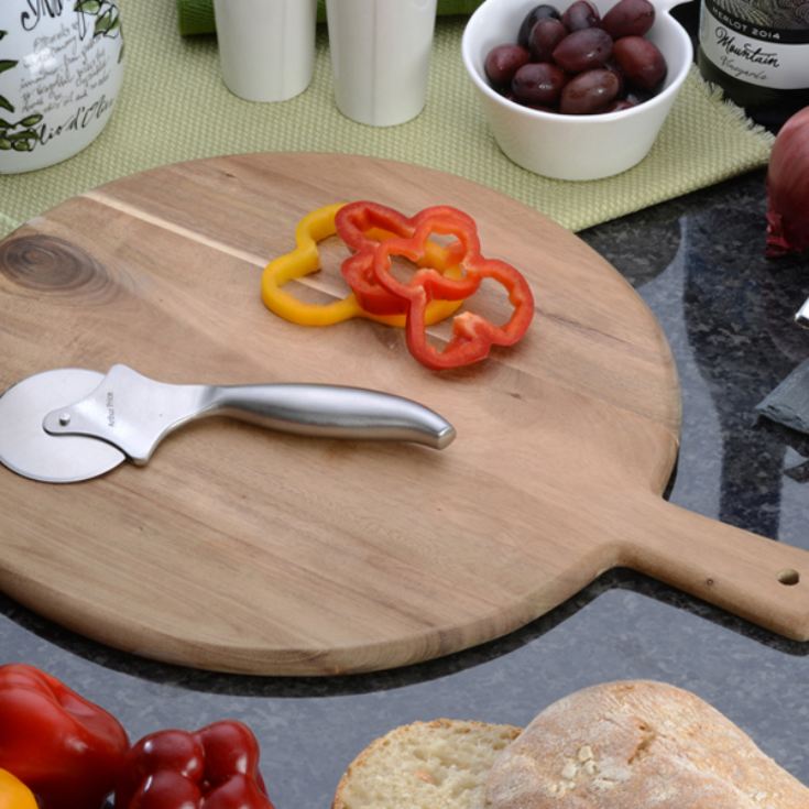 Personalised Pizza Board With Cutter The Gift Experience