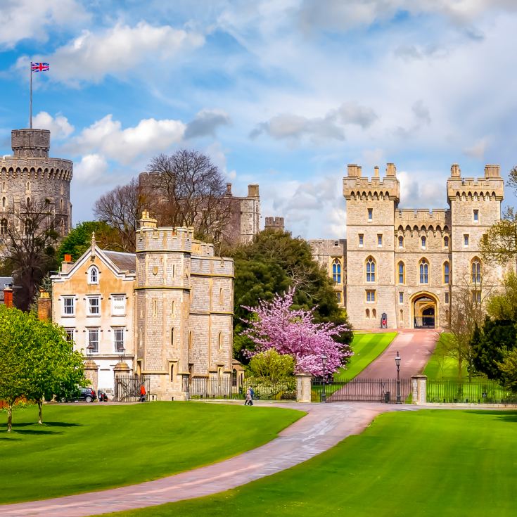 Entrance Windsor Castle & Sparkling Cream Tea at Clarence Brasserie product image