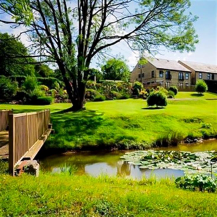 One Night Stay with Dinner and Fizz for Two at The Sitwell Arms product image
