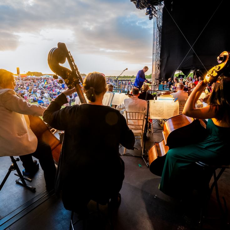 Outdoor Proms Concert for Two product image