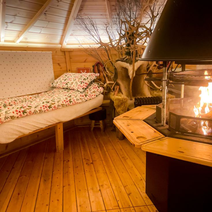 Overnight Stay and Reindeer Experience for Two at Somerset Reindeer Ranch product image