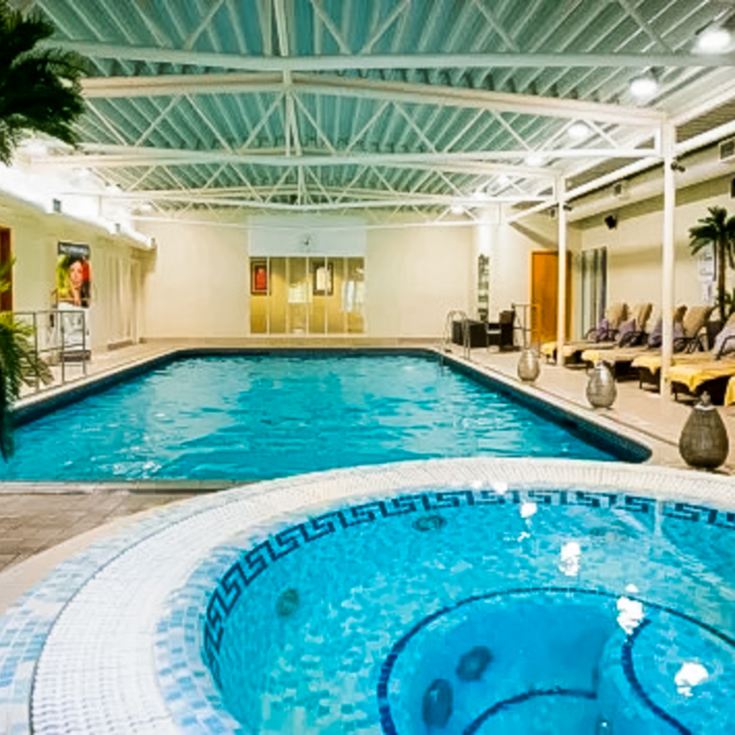Twilight Spa and Treatment for Two at Natural Light product image