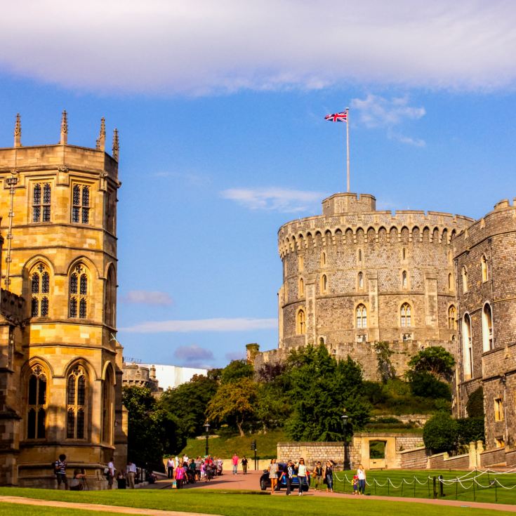 Windsor Castle & 3 Course Meal at Corner House product image