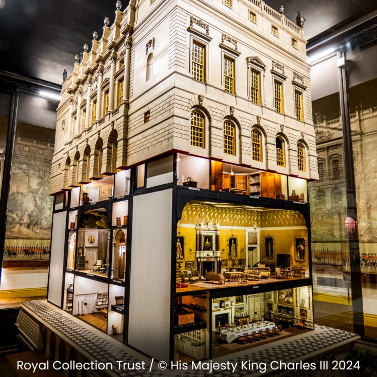 Windsor Castle & 3 Course Meal at Corner House product image