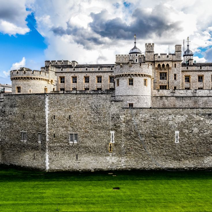 Entrance to Tower of London & 3 Course Meal at The Shakedown for 2 product image