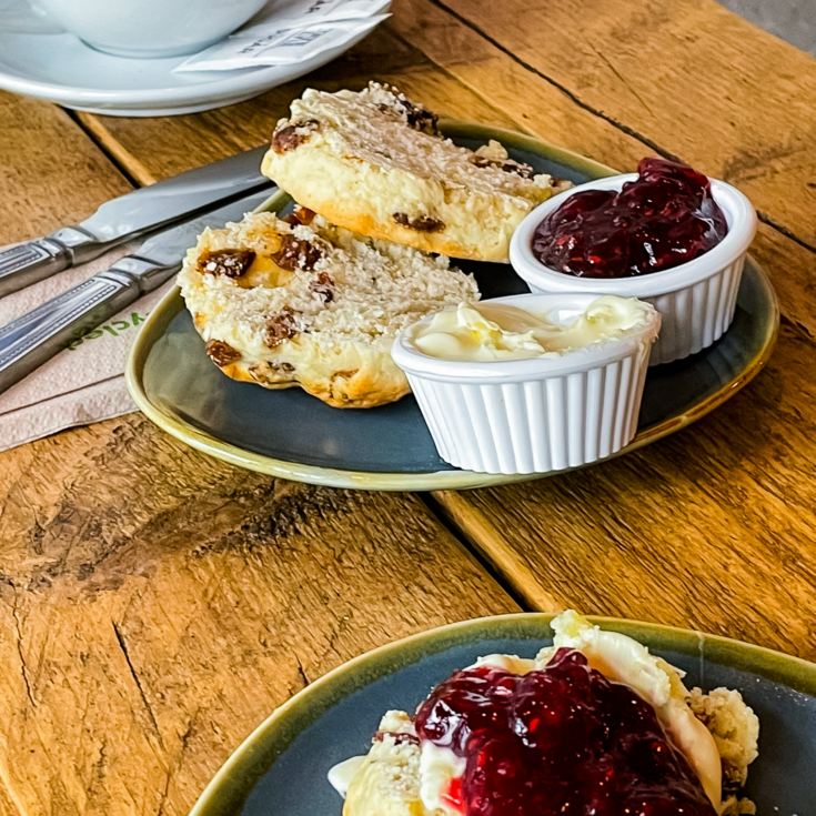 Royal Pavilion and Sparkling Cream Tea for Two at the Wine Cellar product image