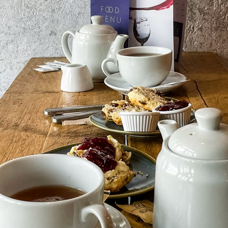 Royal Pavilion and Sparkling Cream Tea for Two at the Wine Cellar product image