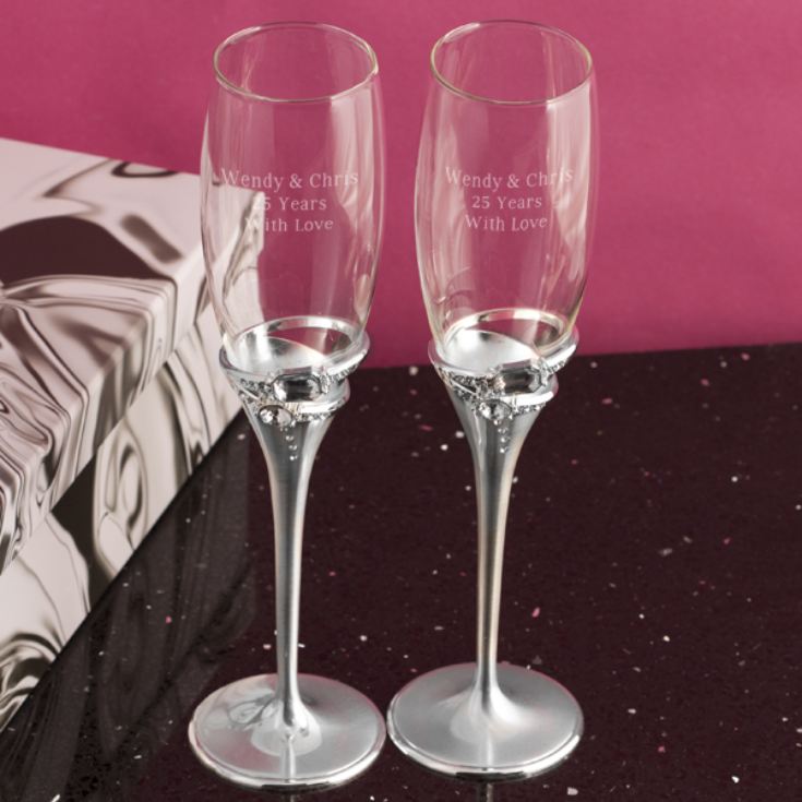 Personalised Pair Of Luxury Rings Champagne Flutes The Gift Experience
