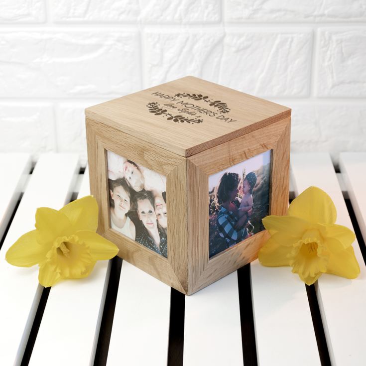 Engraved Happy Mother’s Day Oak Photo Cube product image