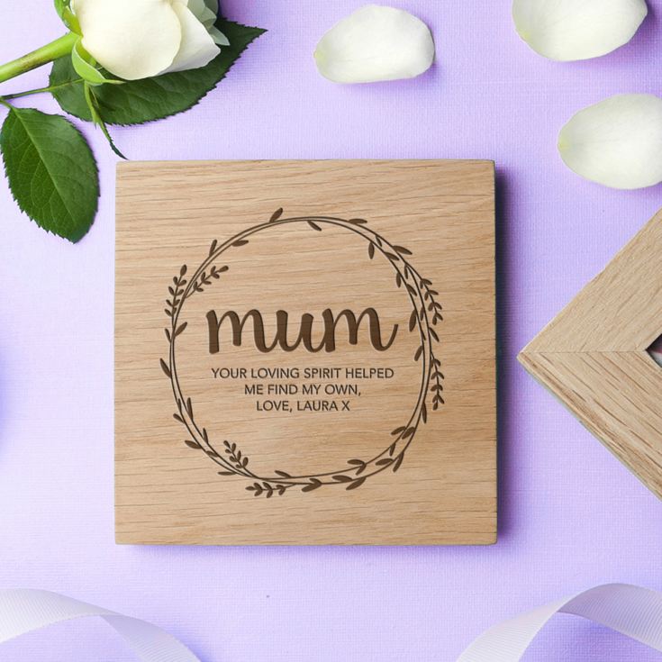 Engraved Wreath Mother’s Day Oak Photo Cube product image