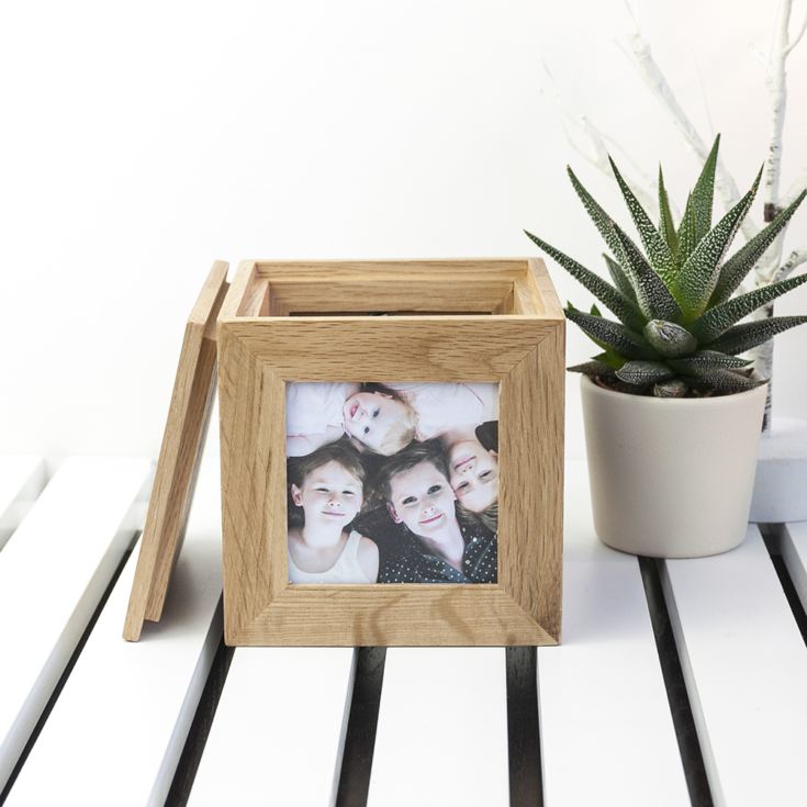 Engraved Wreath Mother’s Day Oak Photo Cube product image