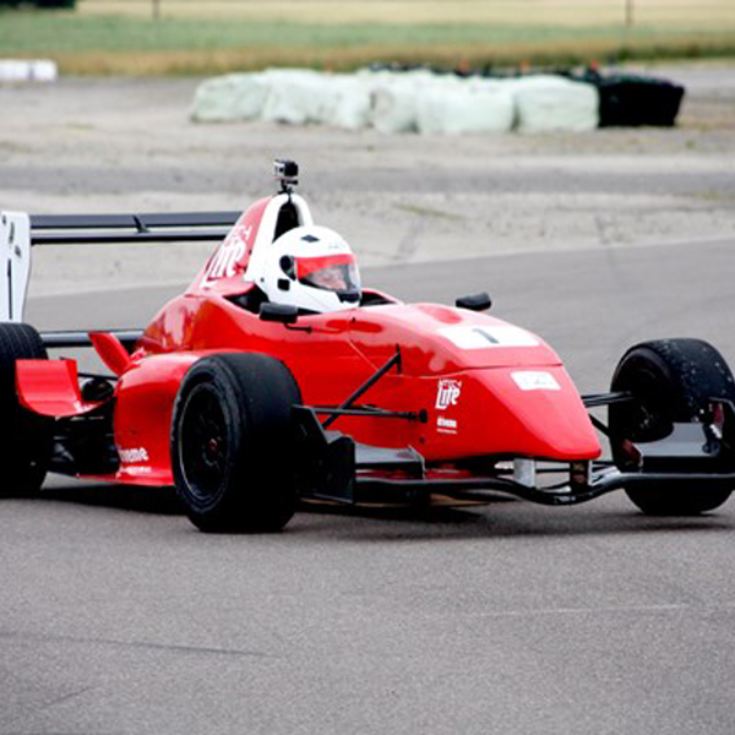 Extended Formula Renault Racing Car Experience – Special Offer product image