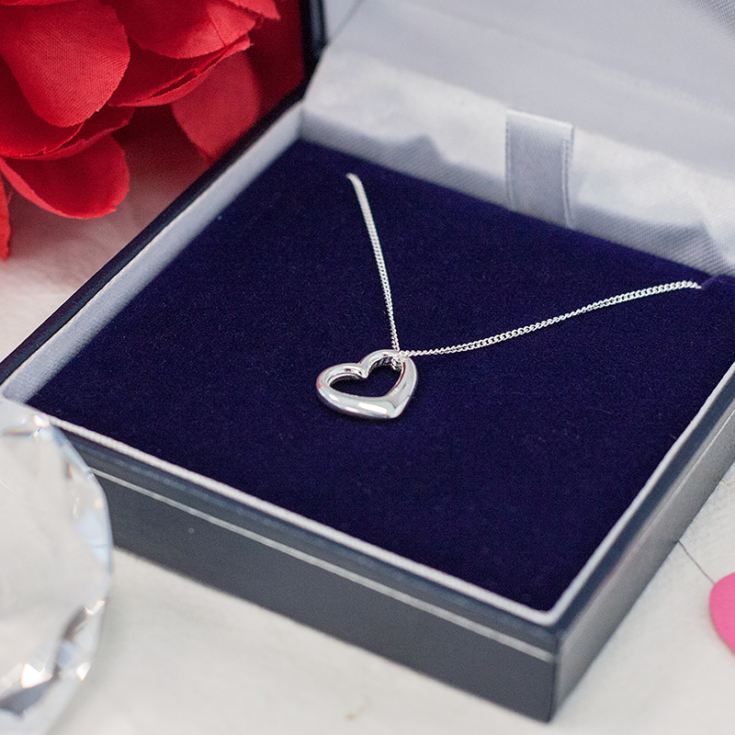 Heart Necklace with Personalised Gift Box product image