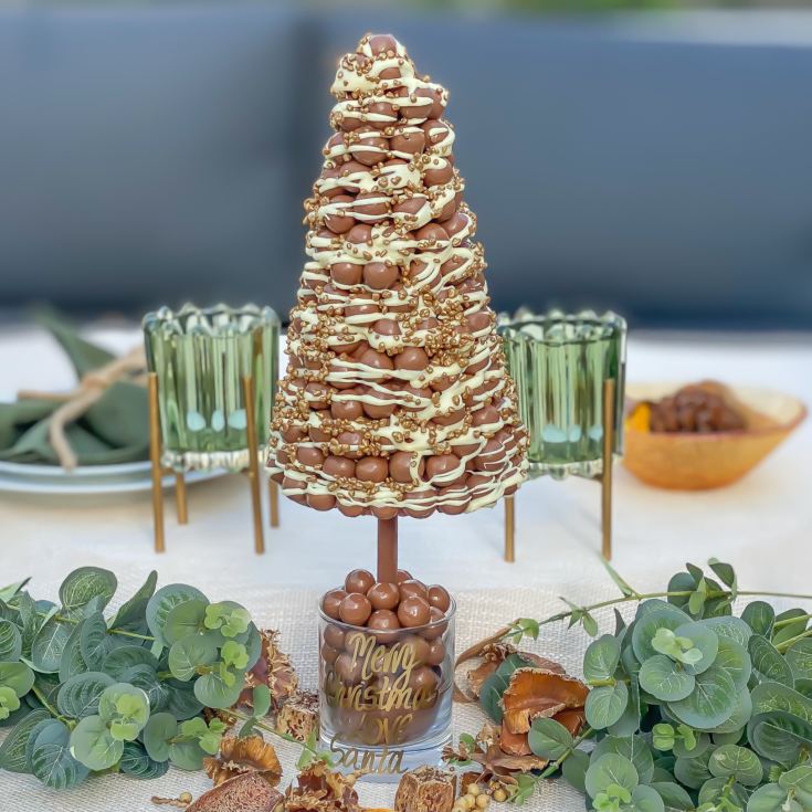 Malteser® Christmas Tree with White Drizzle & Gold Crunch product image