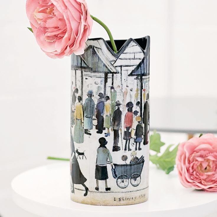 Silhouette D'art Vase - Lowry's Market Scene product image