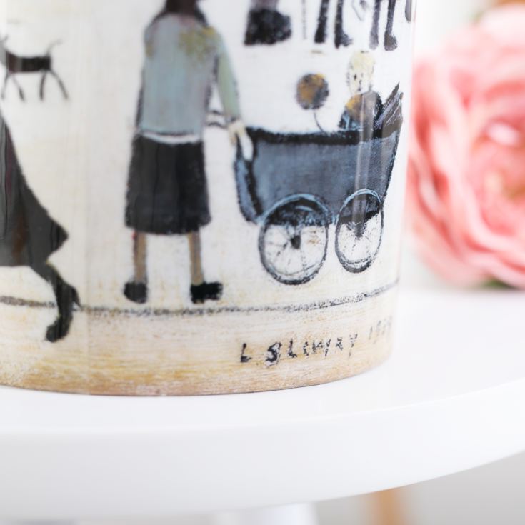 Silhouette D'art Vase - Lowry's Market Scene product image