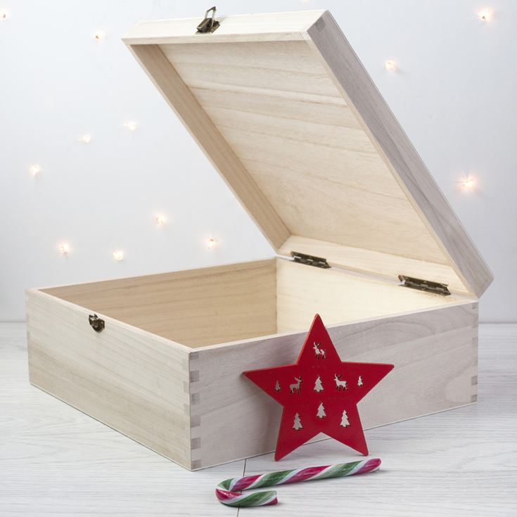 Personalised Christmas Eve Box With Snowflake Wreath product image