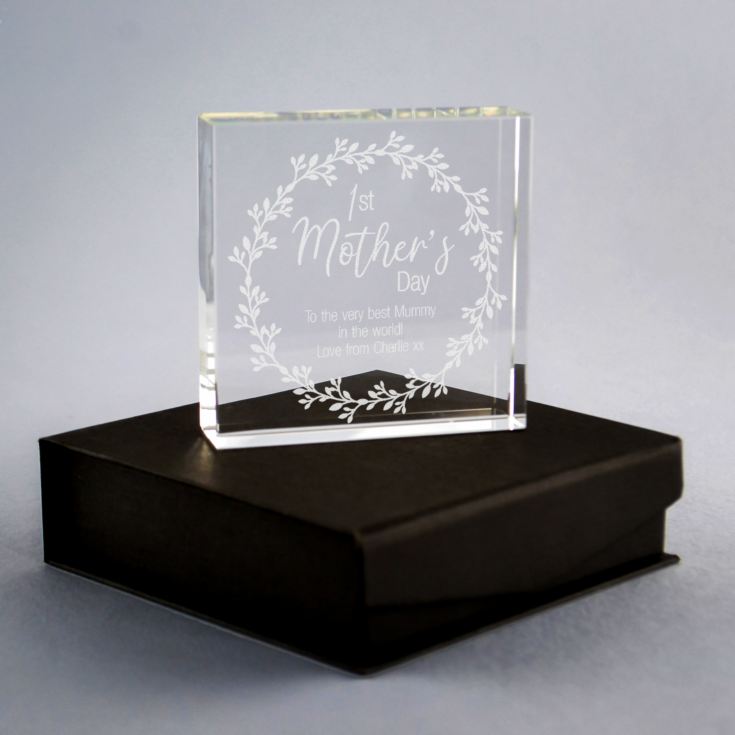 Personalised 1st Mother's Day Glass Keepsake - Wreath Design product image