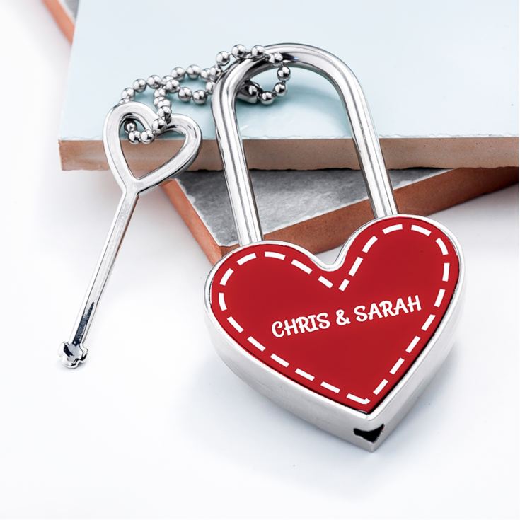 Personalised Parisienne Heart Padlock product image