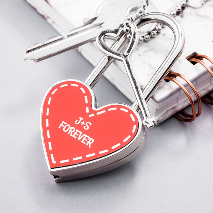 Personalised Parisienne Heart Padlock product image