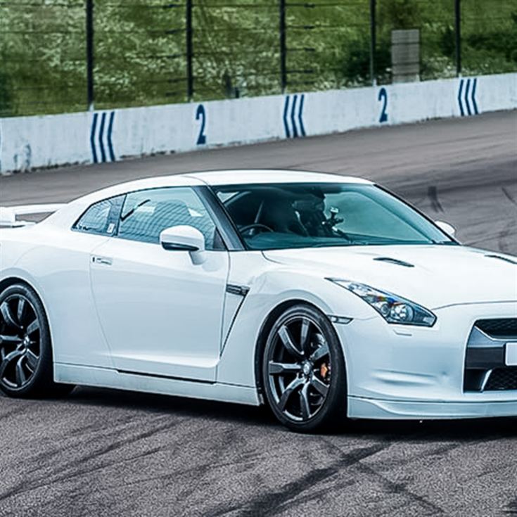 Nissan GT-R Thrill product image
