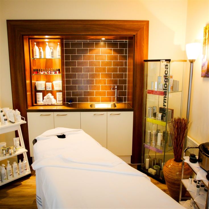 Sparkling Spa Day with Afternoon Tea for Two at Crowne Plaza Reading East product image