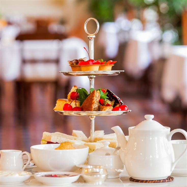 Sparkling Spa Day with Afternoon Tea for Two at Crowne Plaza Reading East product image