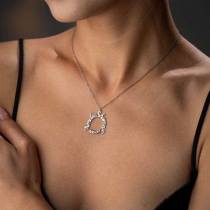 Personalised Circle Family Name Necklace product image