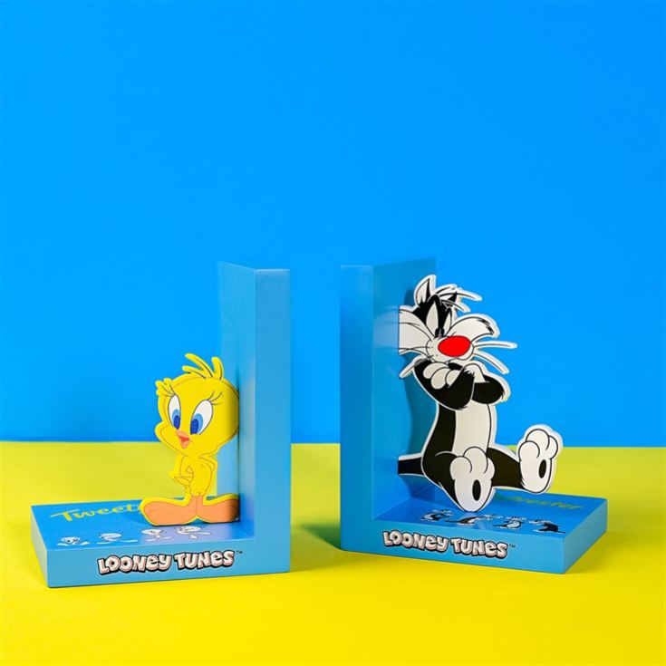 Warner Bros Looney Tunes Tweety And Sylvester Wooden Bookends product image