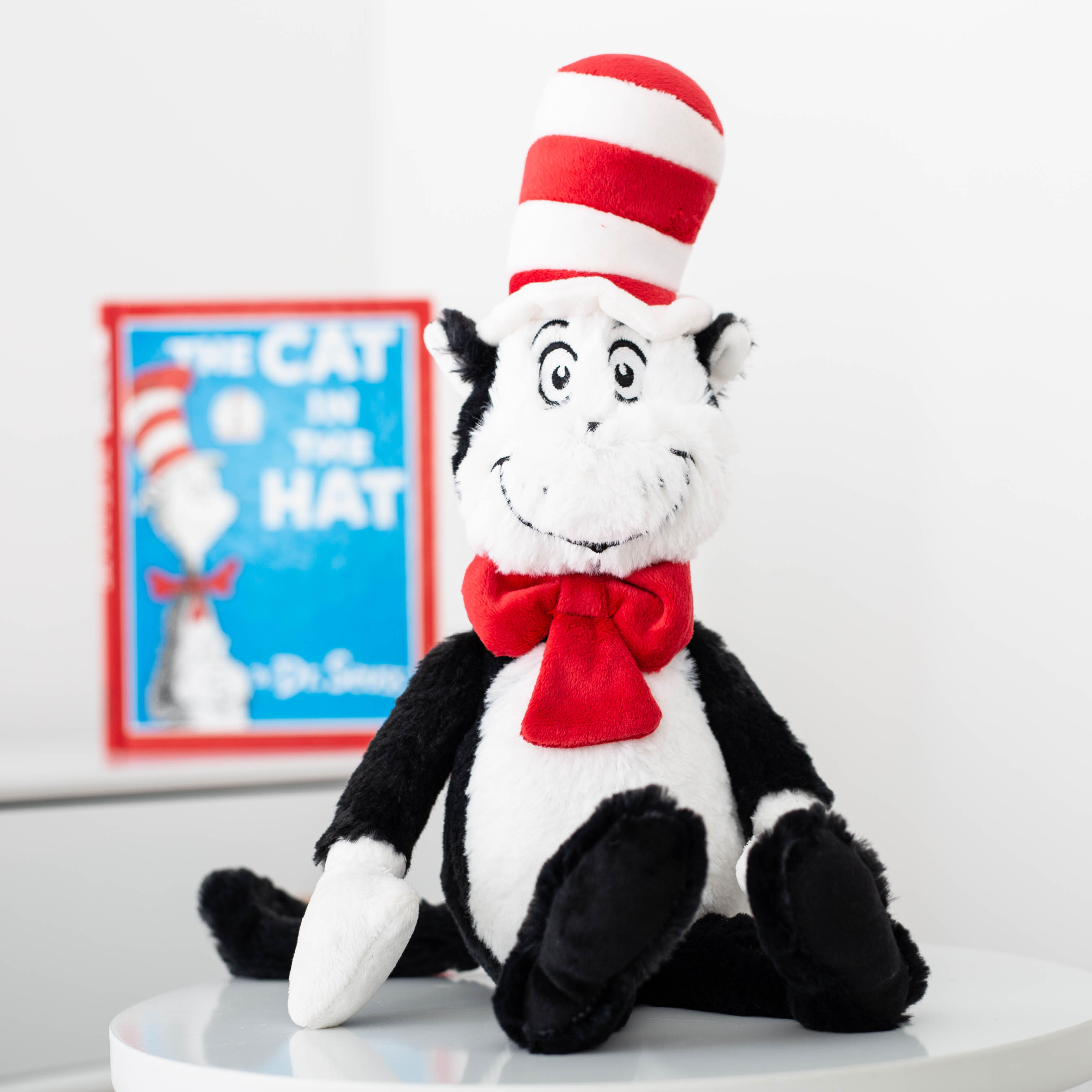 Brand New Dr Seuss 20" Soft Plush The Cat in the Hat 